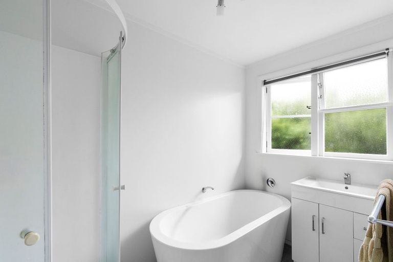 Photo of property in 174 Tiro Tiro Road, Levin, 5510