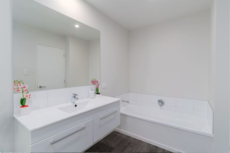 Photo of property in 42 Meyer Crescent, Halswell, Christchurch, 8025