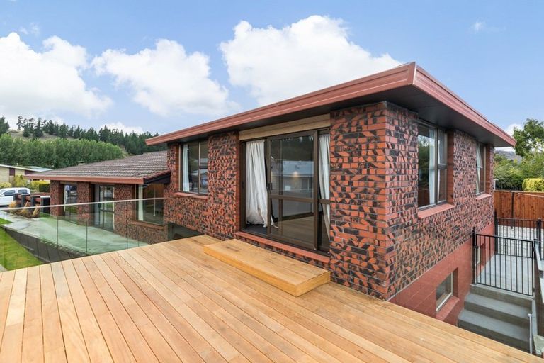 Photo of property in 18 Arnott Street, Alexandra, 9320