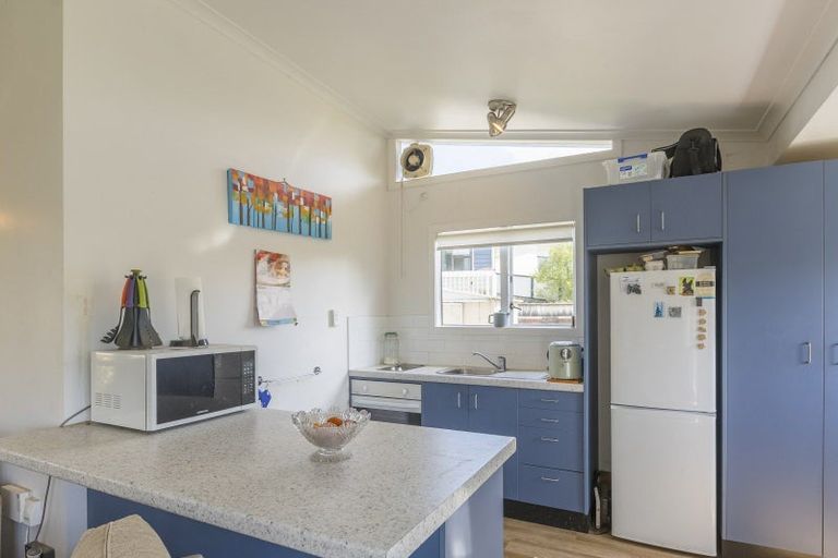 Photo of property in 26 Francis Road, Paraparaumu Beach, Paraparaumu, 5032