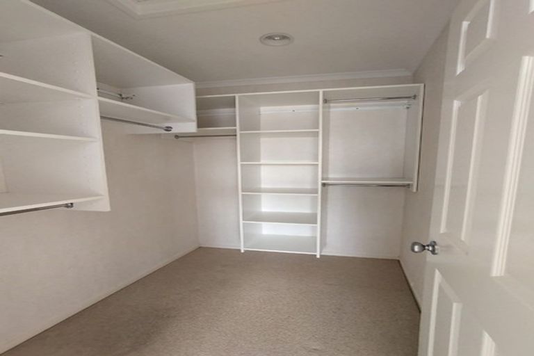 Photo of property in 6 Belsera Court, Northpark, Auckland, 2013