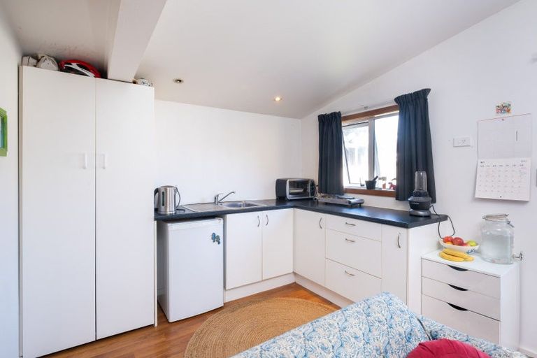 Photo of property in 84 Vigor Brown Street, Napier South, Napier, 4110