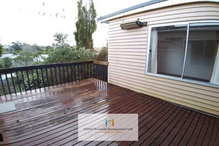 Photo of property in 31 Newhaven Terrace, Mairangi Bay, Auckland, 0630