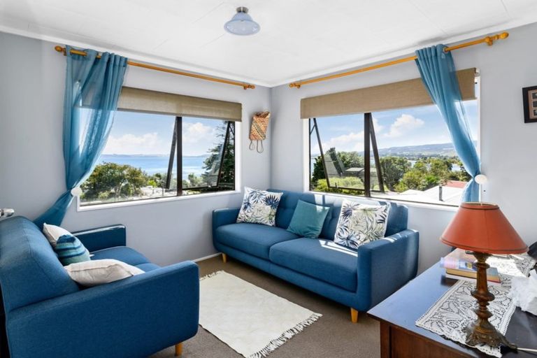 Photo of property in 68b Iriirikapua Parade, Owhata, Rotorua, 3010