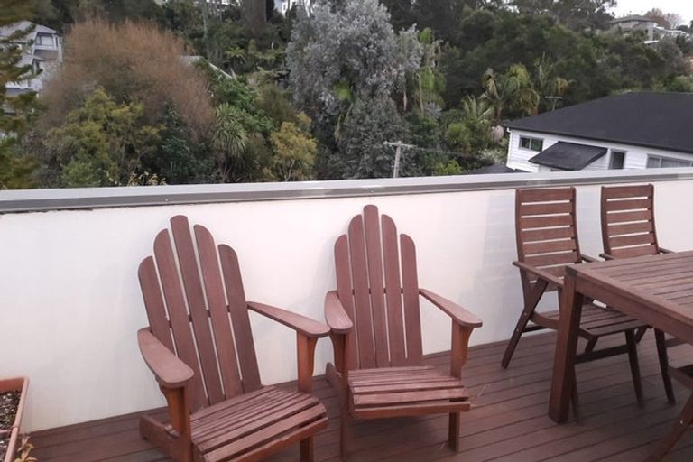 Photo of property in 662 Beach Road, Browns Bay, Auckland, 0630
