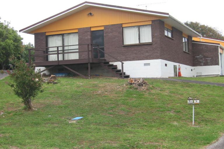 Photo of property in 9 Ramillies Place, Glenfield, Auckland, 0629