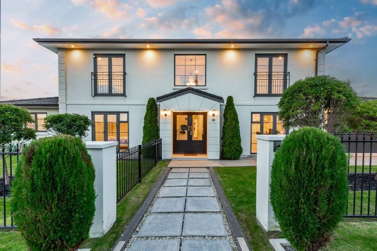 Photo of property in 88 Queen Charlotte Drive, Aotea, Porirua, 5024