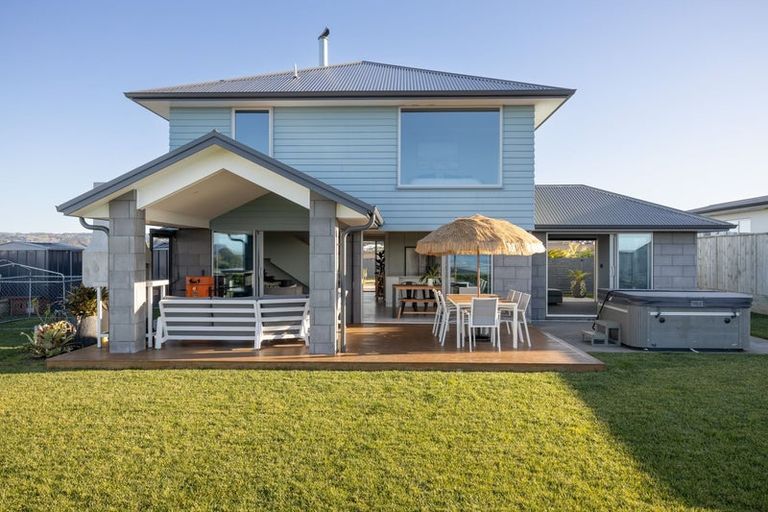 Photo of property in 5 Wairere Rise, Omokoroa, 3114