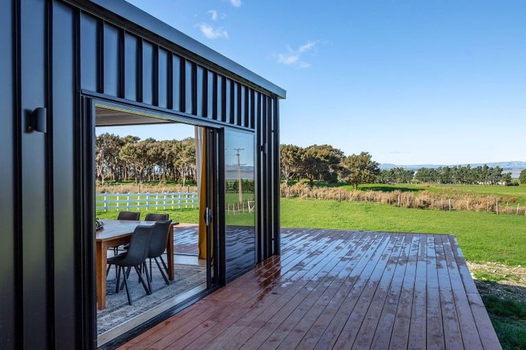 Photo of property in 52 Cross Creek Road, Western Lake, Featherston, 5773