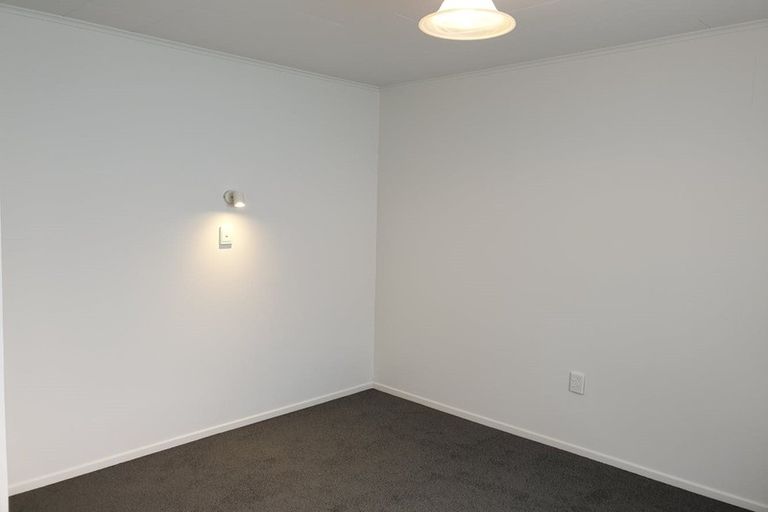 Photo of property in 827 Huia Street, Camberley, Hastings, 4120