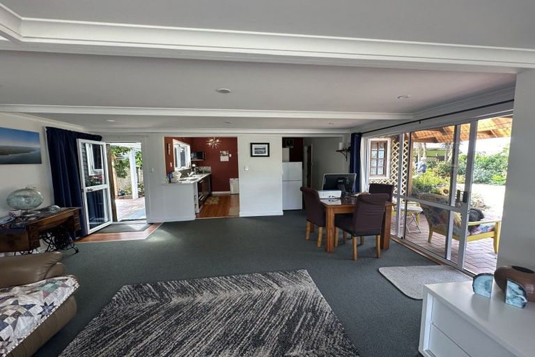 Photo of property in 59 Patu-kukupa Street, Manaia, 4612