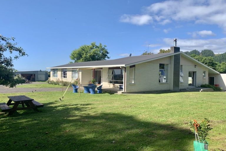 Photo of property in 117 Honi Taipua Street, Manakau, Levin, 5573