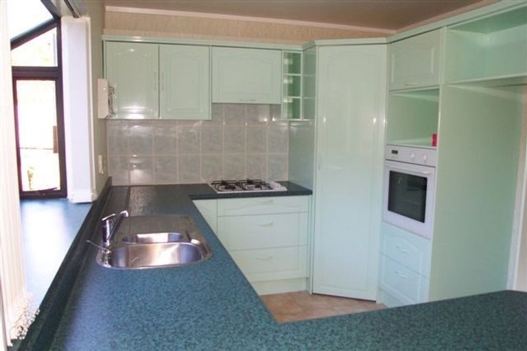 Photo of property in 33 Ironside Road, Johnsonville, Wellington, 6037