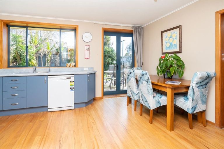 Photo of property in 5 Hampton Place, St Andrews, Hamilton, 3200