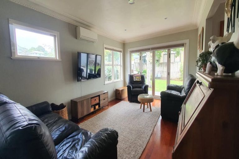 Photo of property in 16 Campbell Drive, Warkworth, 0910