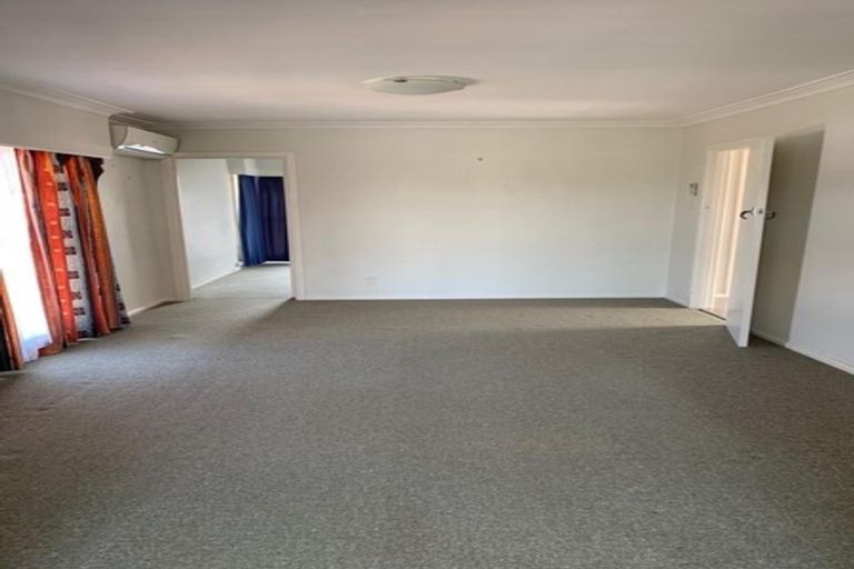 Photo of property in 21 Hill Road, Hillpark, Auckland, 2102