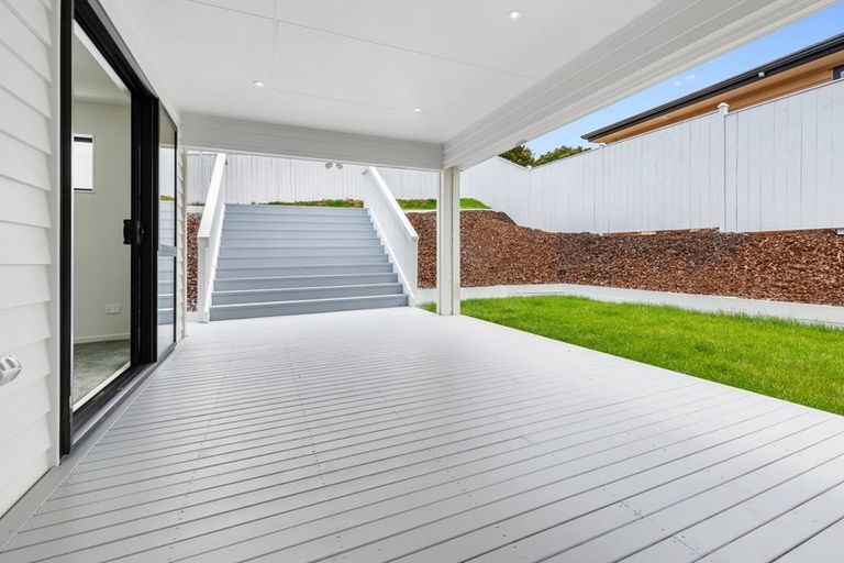 Photo of property in 111 Hillpark Drive, Pokeno, 2402