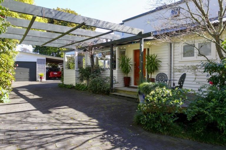 Photo of property in 31 Chesham Avenue, Waipahihi, Taupo, 3330