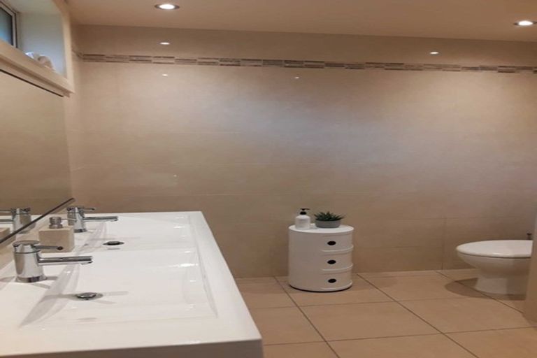 Photo of property in 18 Onslow Street, West End, Timaru, 7910