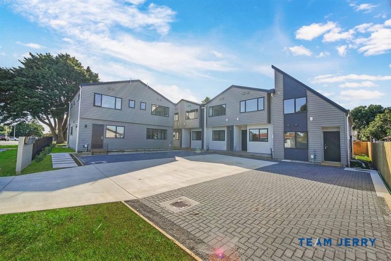 Photo of property in 3/32 Sunlands Drive, Manurewa, Auckland, 2102