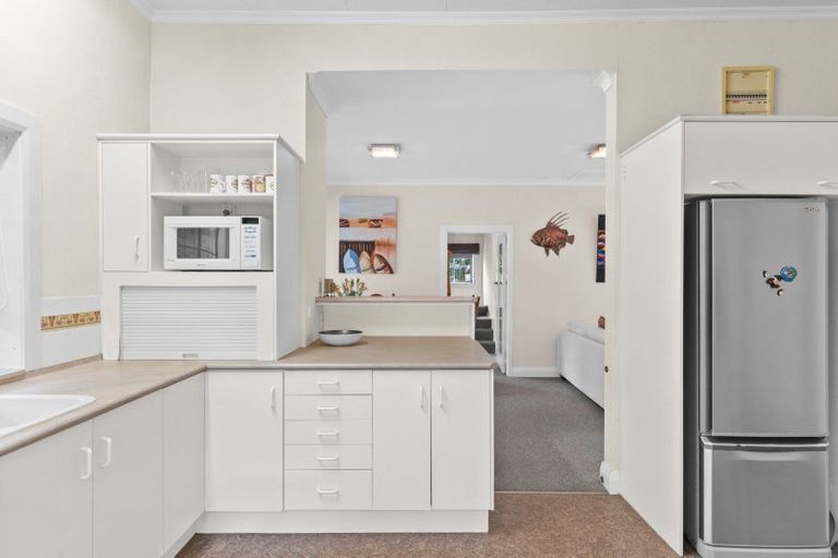 Photo of property in 6 Cornfoot Avenue, Whangarei Heads, Whangarei, 0174