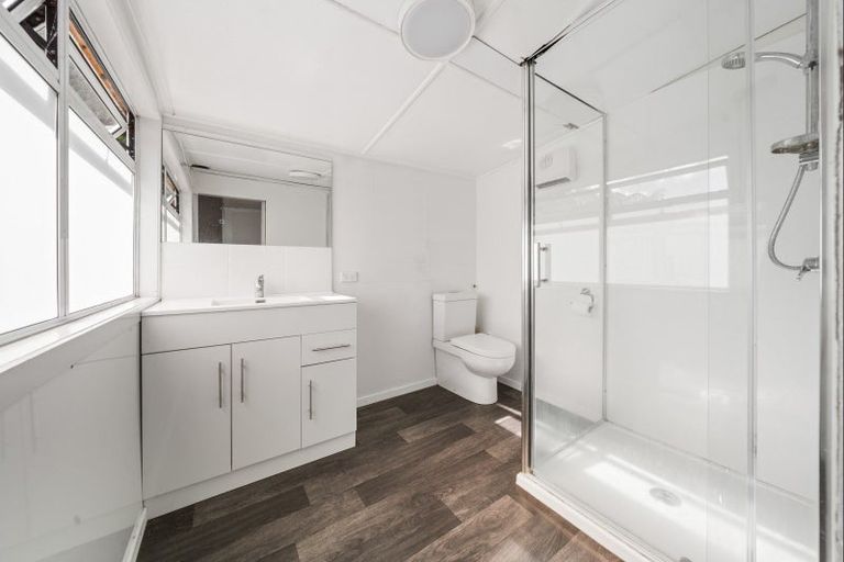 Photo of property in 50a Woodleigh Street, Frankleigh Park, New Plymouth, 4310