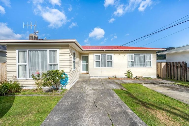 Photo of property in 141 Wise Street, Wainuiomata, Lower Hutt, 5014