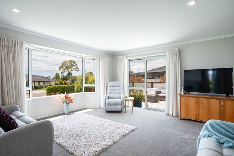 Photo of property in 11 Les Wakefield Road, Mapua, 7005