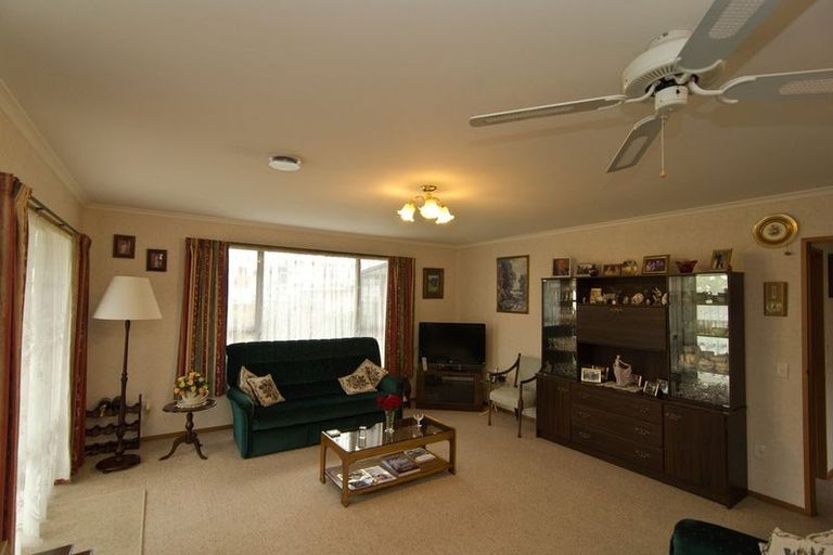 Photo of property in 4/93 Avenue Road, West End, Timaru, 7910