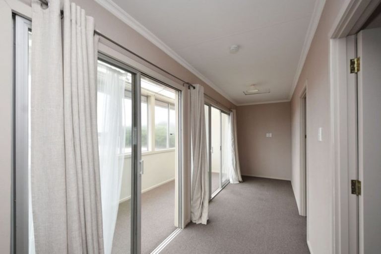 Photo of property in 10 Robert Street, Otatara, Invercargill, 9879