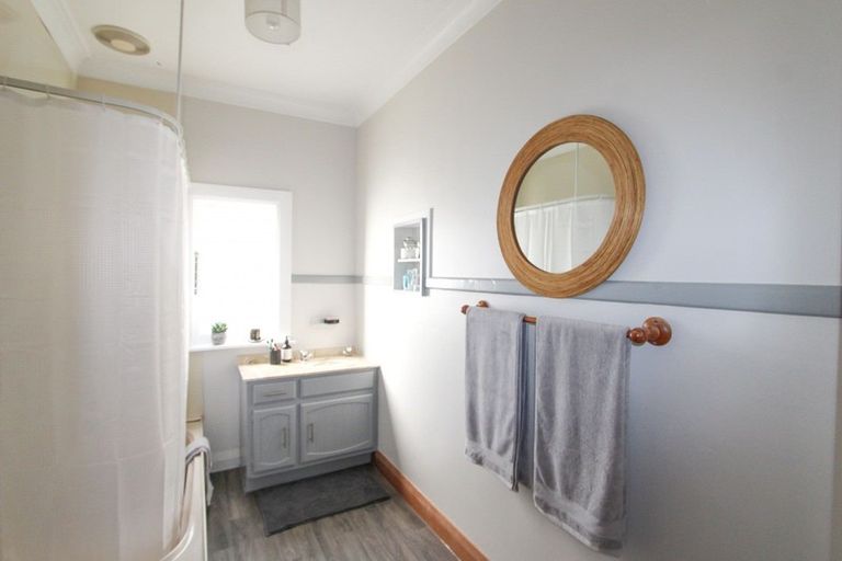 Photo of property in 10 Huxley Street, Pahiatua, 4910