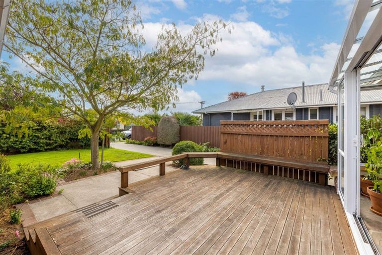Photo of property in 8 Torquay Place, Bryndwr, Christchurch, 8053