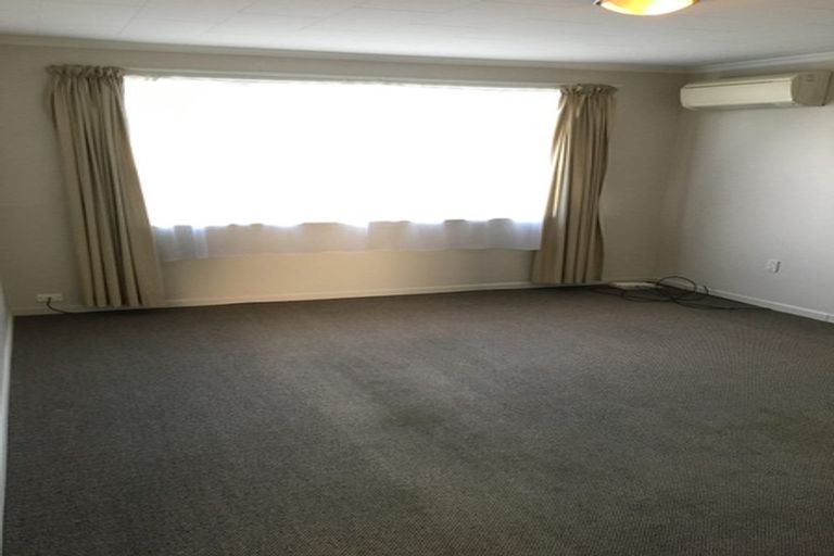Photo of property in 11 Woodgrove Avenue, North New Brighton, Christchurch, 8083