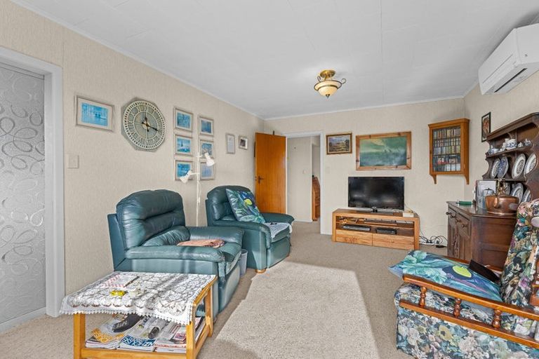 Photo of property in 4 Burn Street, Levin, 5510