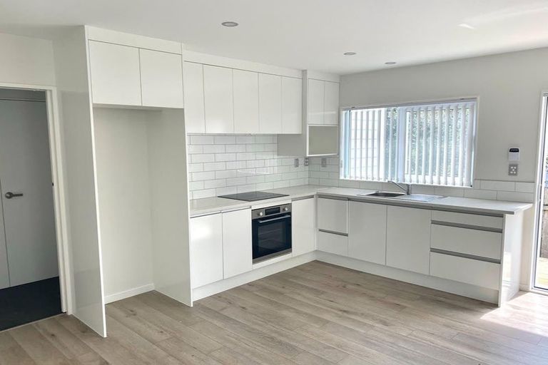 Photo of property in 7 Kings Road, Mount Roskill, Auckland, 1041