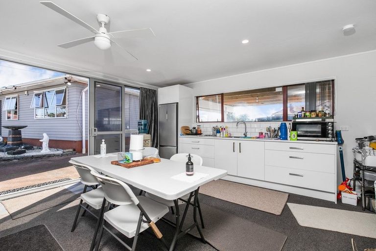 Photo of property in 85 Otara Road, Otara, Auckland, 2023