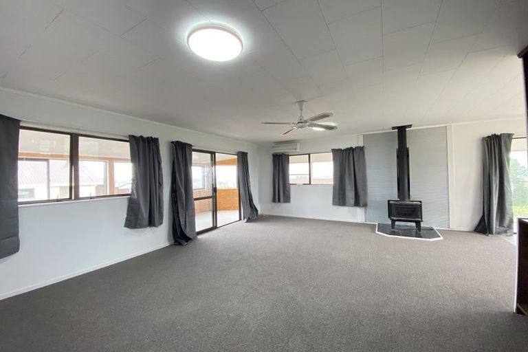 Photo of property in 212 Cambridge Road, Bethlehem, Tauranga, 3110