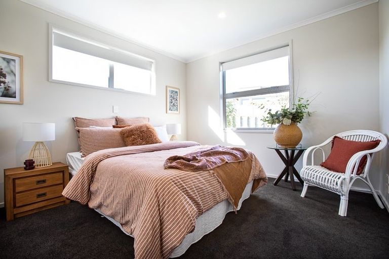 Photo of property in 1 Tremaine Avenue, Two Mile Bay, Taupo, 3330