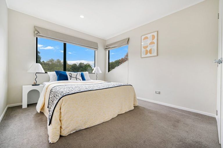 Photo of property in 19 Summerfield Lane, Albany, Auckland, 0632