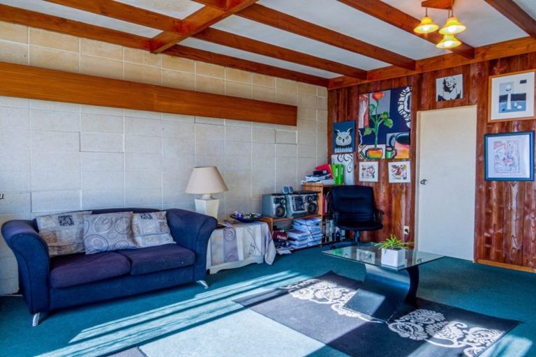 Photo of property in 1/12a Victoria Avenue, Whakatane, 3120