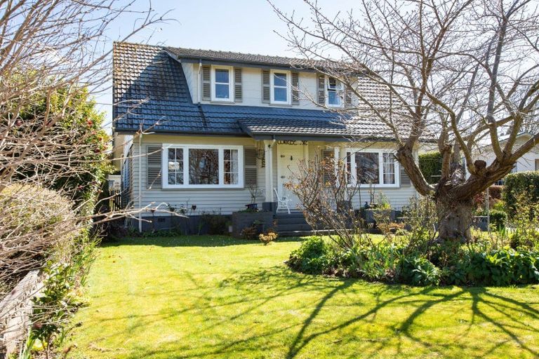 Photo of property in 34 Queen Street, Dannevirke, 4930