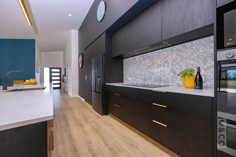 Photo of property in 6 Pukemarino Road, Waimauku, 0812