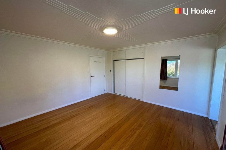 Photo of property in 15 Porterfield Street, Macandrew Bay, Dunedin, 9014