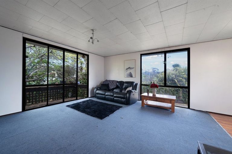 Photo of property in 1/88 Parrs Cross Road, Henderson, Auckland, 0612