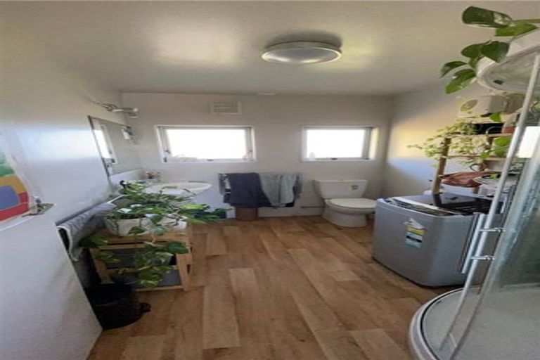 Photo of property in 4k Rutland Street, Picton, 7220