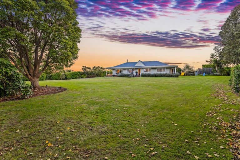 Photo of property in 31c Koraha Road, Kumeu, 0892