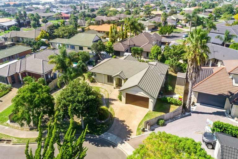 Photo of property in 25 Carribean Place, Papamoa Beach, Papamoa, 3118