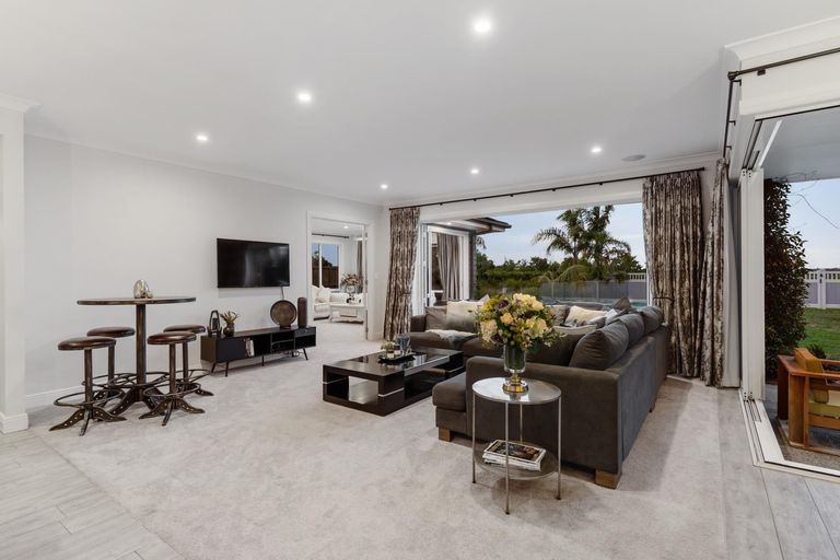 Photo of property in 13 Milano Boulevard, Karaka, Papakura, 2113