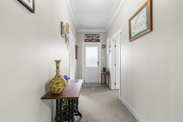 Photo of property in 45c Princess Street, Waitara, 4320