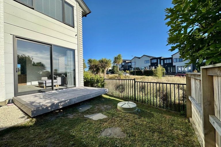 Photo of property in 21d Nellie Drive, Kumeu, 0810